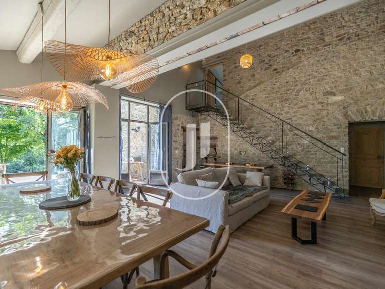 Maison La Bégude-de-Mazenc - 5 chambres - 356m²