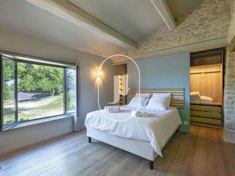 Maison La Bégude-de-Mazenc - 5 chambres - 356m²