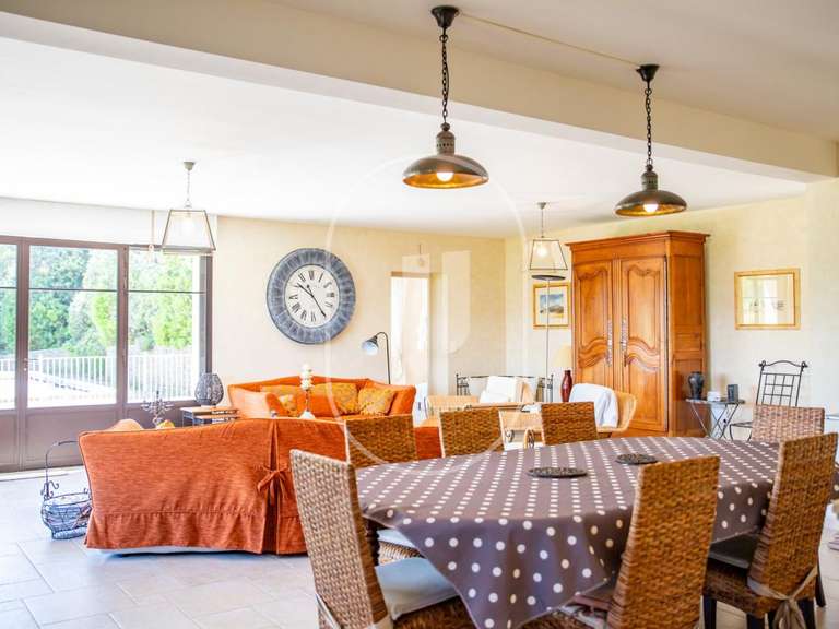 Maison Vaison-la-Romaine - 4 chambres - 223m²