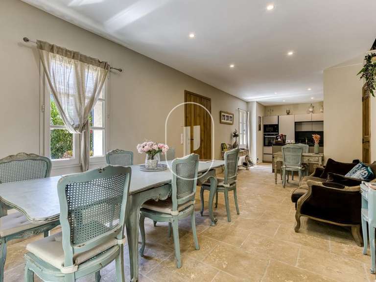 Maison Roussillon - 4 chambres - 150m²