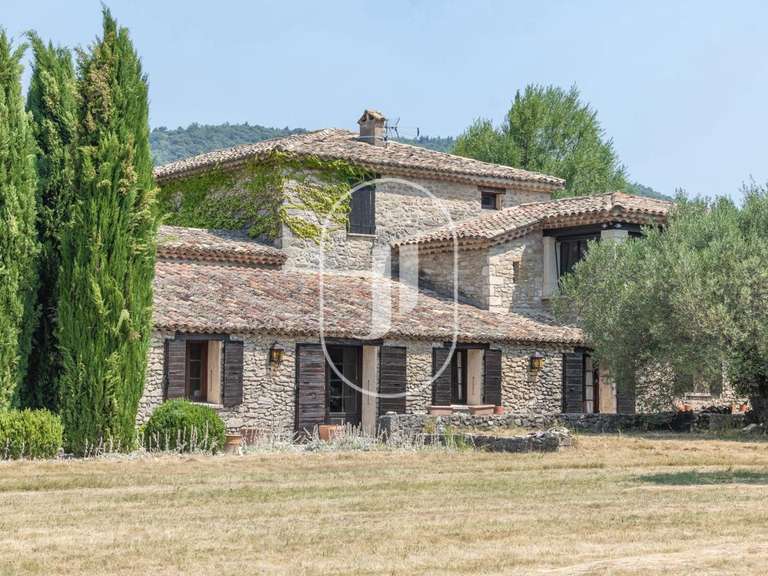 Maison Montbrun-les-Bains - 4 chambres - 315m²