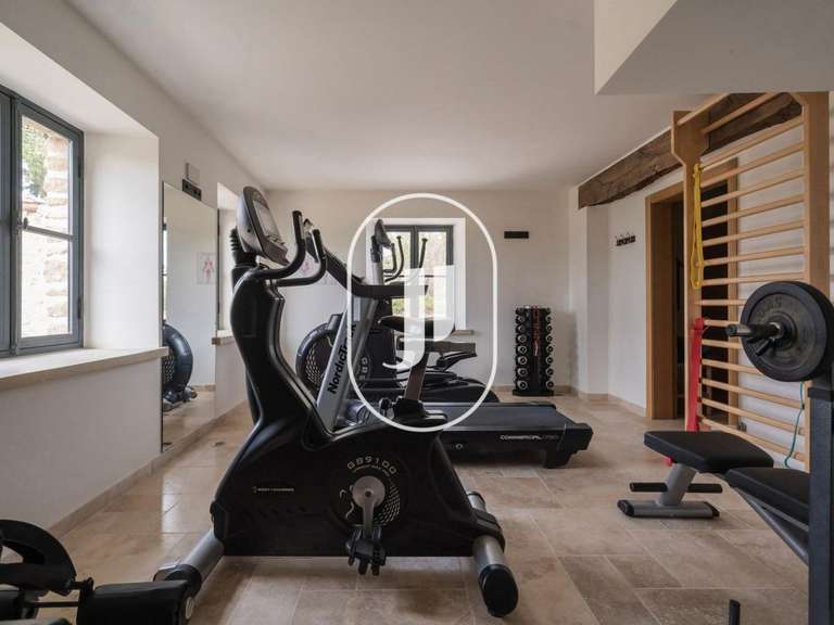 Maison Grignan - 9 chambres - 1000m²