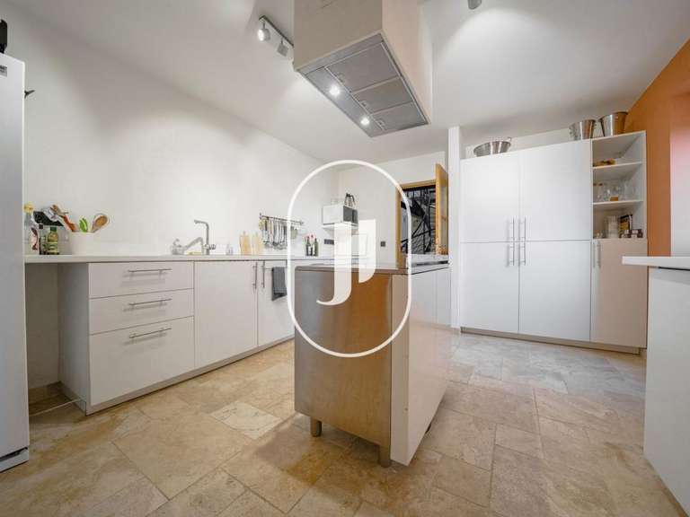 Maison Grignan - 9 chambres - 1000m²