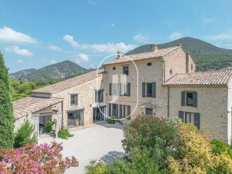 Maison Venterol - 5 chambres - 475m²