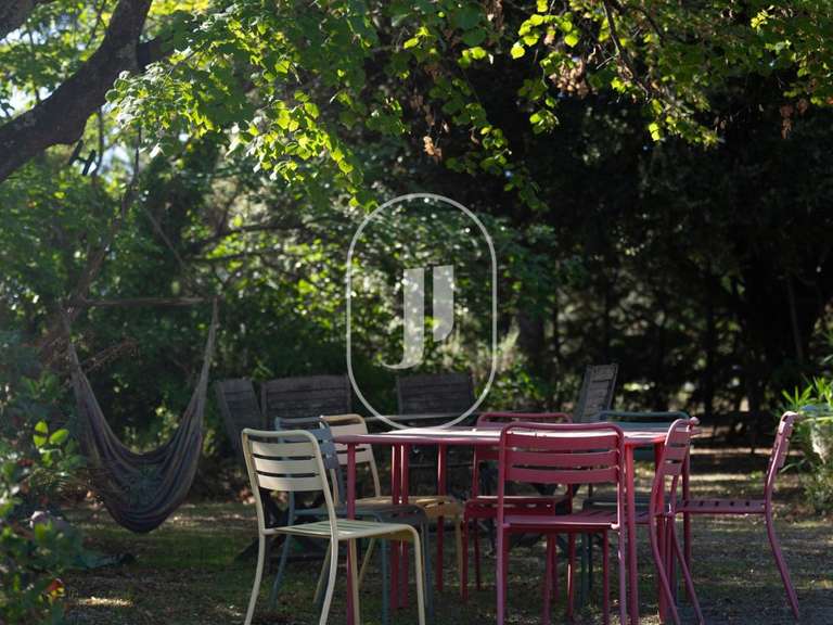 House Vaison-la-Romaine - 9 bedrooms - 400m²