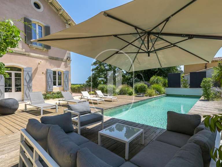 Maison Villeneuve-lès-Avignon - 4 chambres - 262m²