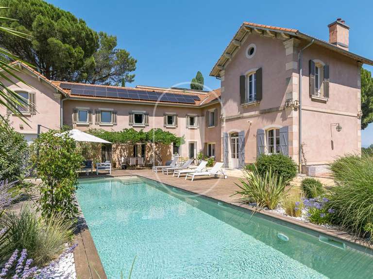 Maison Villeneuve-lès-Avignon - 4 chambres - 262m²