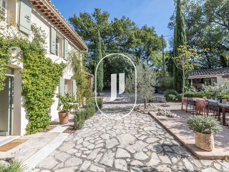 Maison Saint-Roman-de-Malegarde - 7 chambres - 300m²