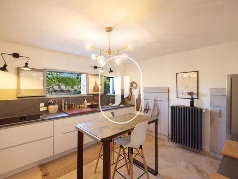 Maison Saint-Roman-de-Malegarde - 7 chambres - 300m²