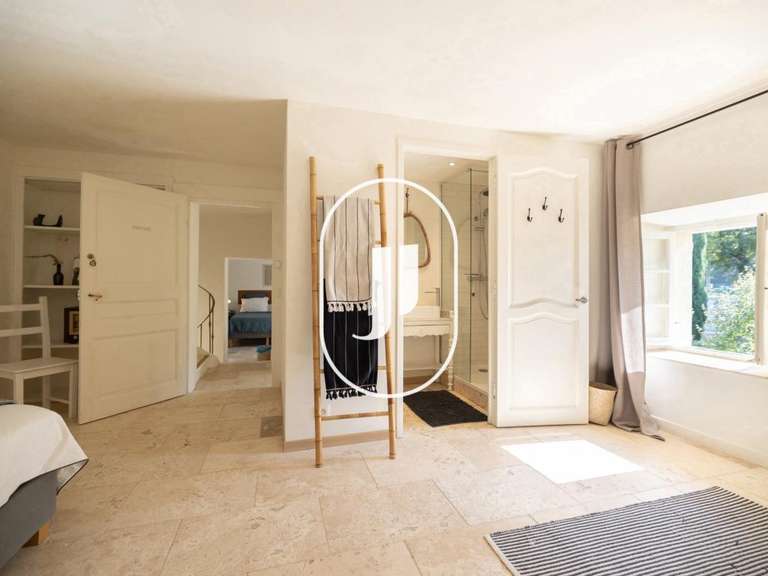 Maison Saint-Roman-de-Malegarde - 7 chambres - 300m²
