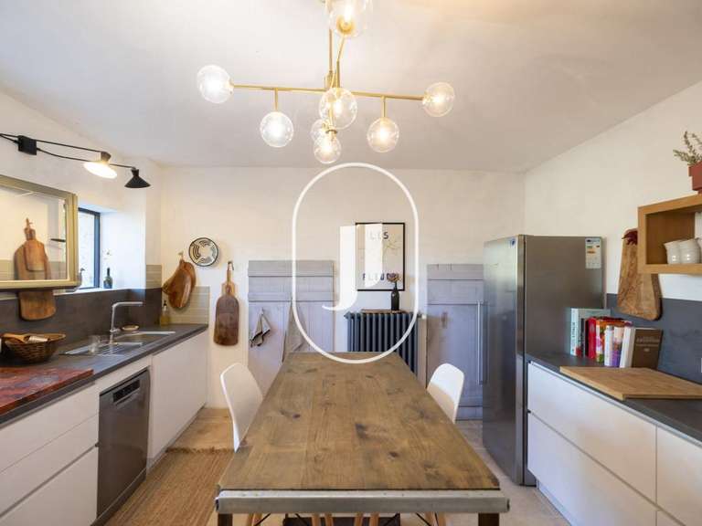 Maison Saint-Roman-de-Malegarde - 7 chambres - 300m²