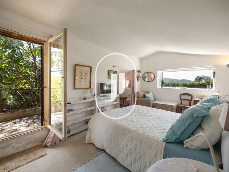 Maison Vaison-la-Romaine - 6 chambres - 265m²