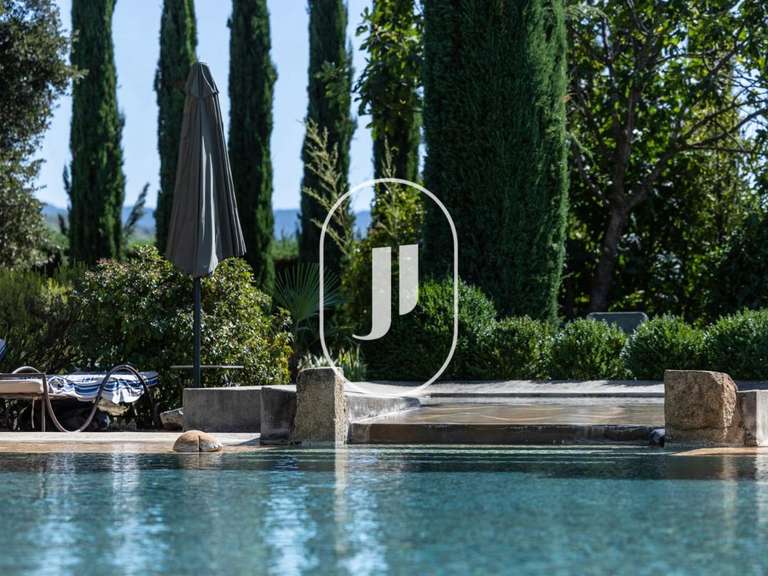 Maison Vaison-la-Romaine - 6 chambres - 265m²