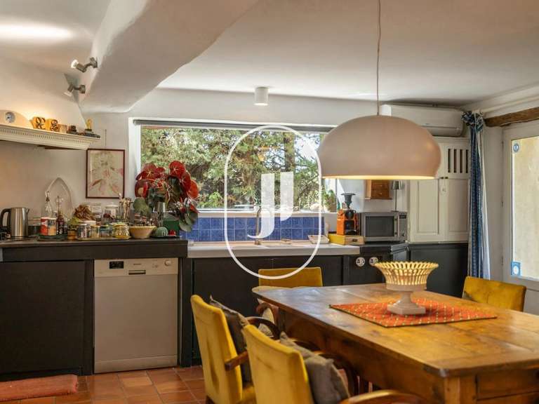 Maison Vaison-la-Romaine - 6 chambres - 265m²