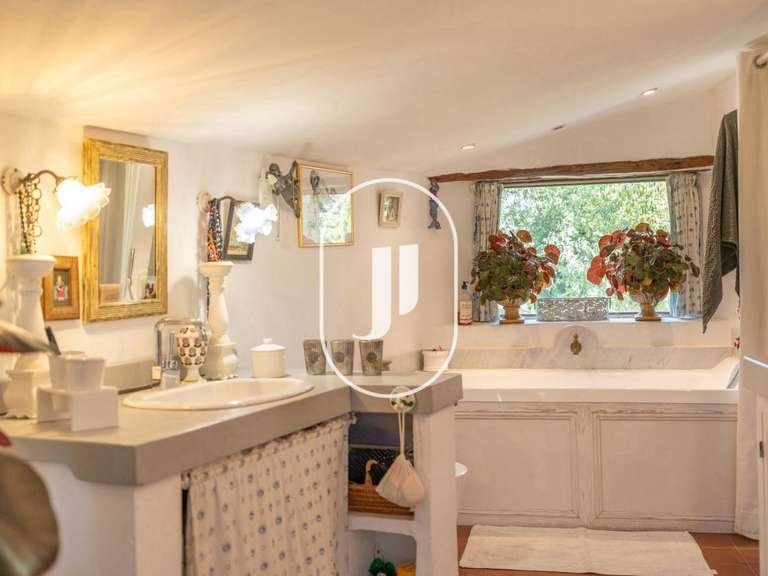 Maison Vaison-la-Romaine - 6 chambres - 265m²