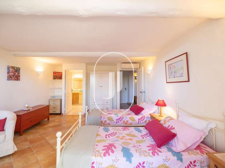 Maison Roaix - 5 chambres - 295m²
