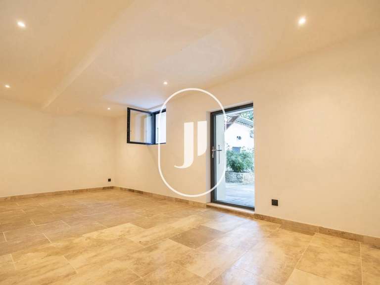 Maison Portes-en-Valdaine - 4 chambres - 162m²