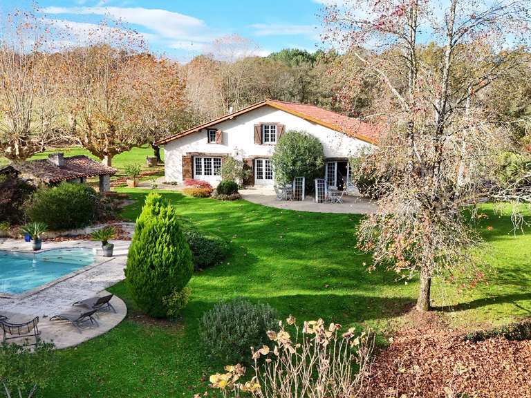 Maison Sainte-Marie-de-Gosse - 5 chambres - 292m²