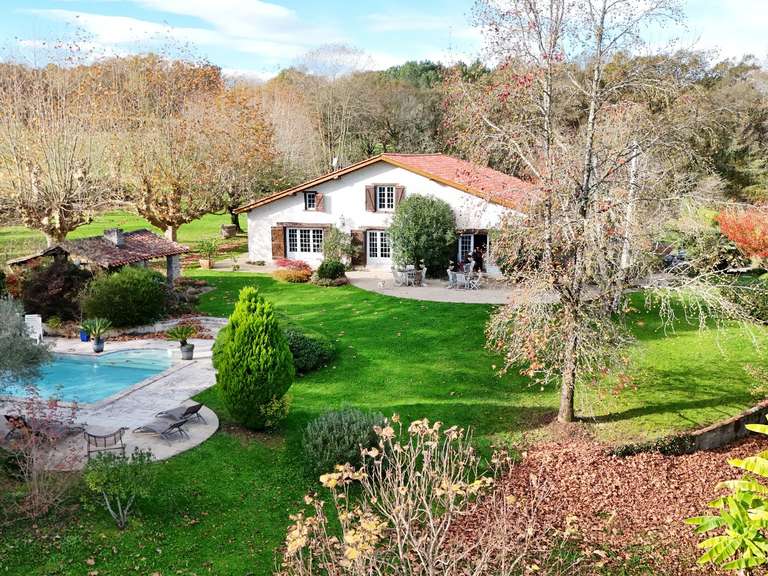 Maison Sainte-Marie-de-Gosse - 5 chambres - 292m²