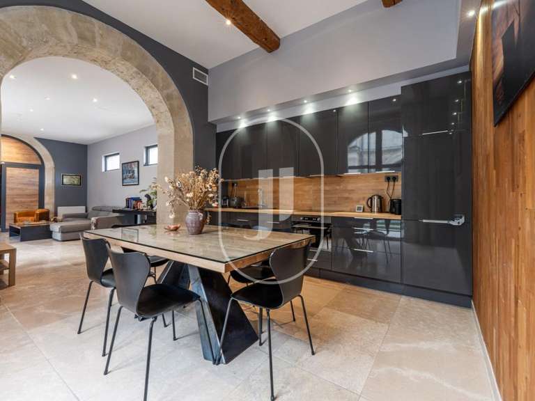 Maison Beaucaire - 7 chambres - 580m²