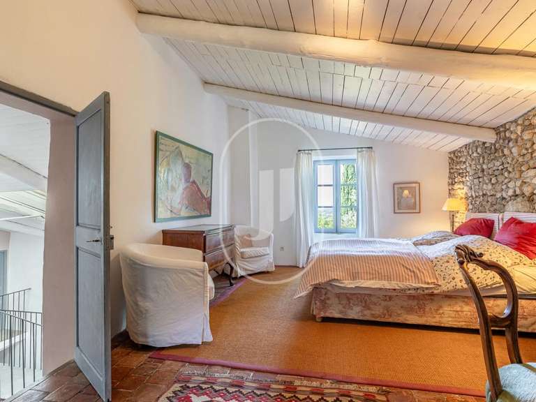 Maison Aubignan - 6 chambres - 380m²