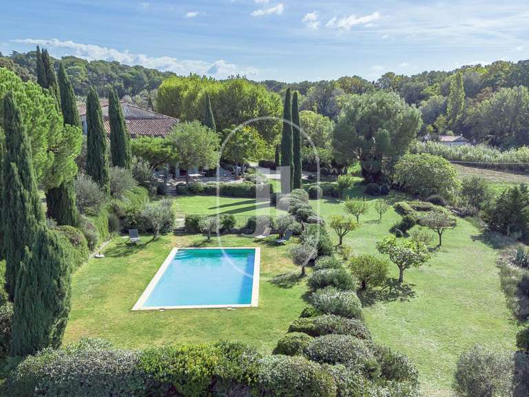 Maison Aubignan - 6 chambres - 380m²