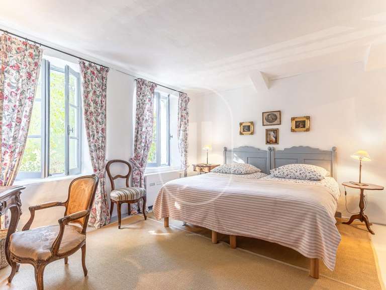 Maison Aubignan - 6 chambres - 380m²