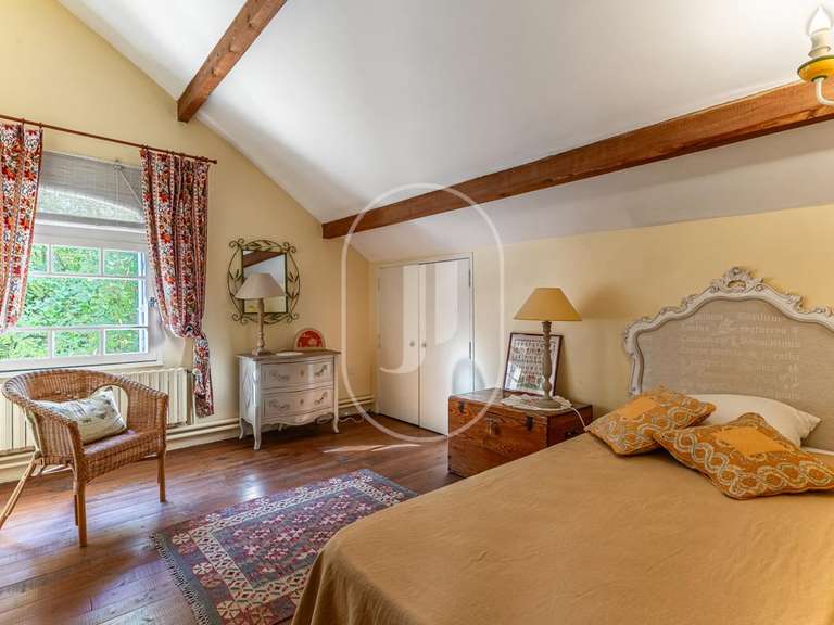 Maison Carpentras - 3 chambres - 167m²