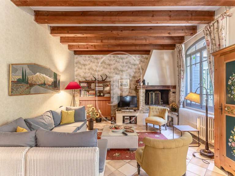 Maison Carpentras - 3 chambres - 167m²