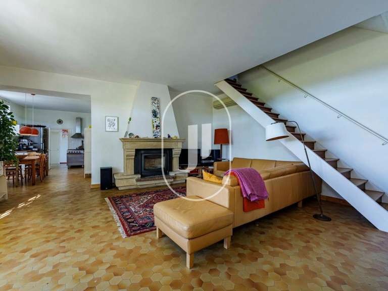 Maison Visan - 6 chambres - 275m²