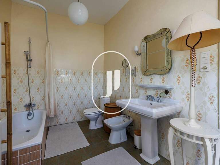 Maison Visan - 6 chambres - 275m²