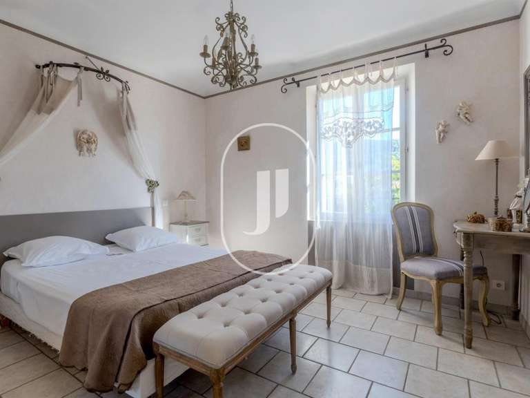 House Beaumont-du-Ventoux - 5 bedrooms - 203m²