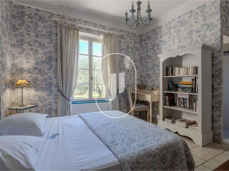 House Beaumont-du-Ventoux - 5 bedrooms - 203m²