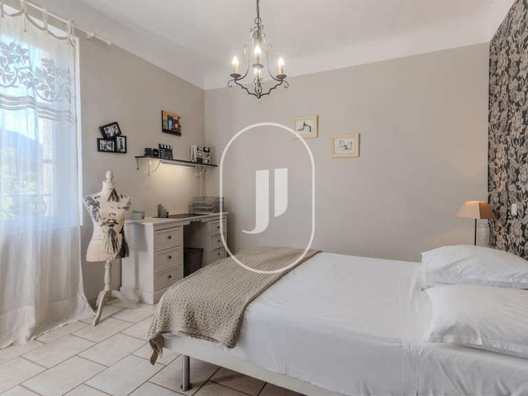 House Beaumont-du-Ventoux - 5 bedrooms - 203m²