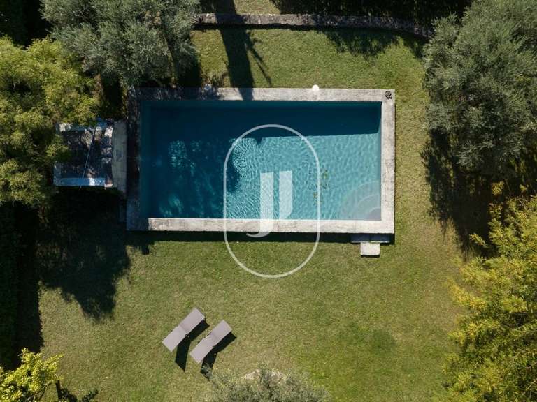 House Beaumont-du-Ventoux - 5 bedrooms - 203m²
