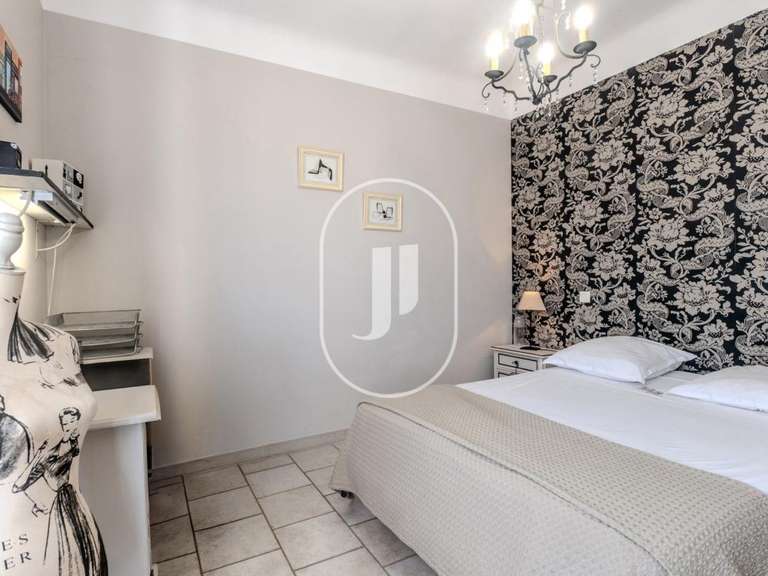 House Beaumont-du-Ventoux - 5 bedrooms - 203m²