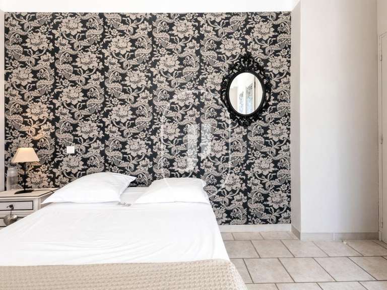 House Beaumont-du-Ventoux - 5 bedrooms - 203m²