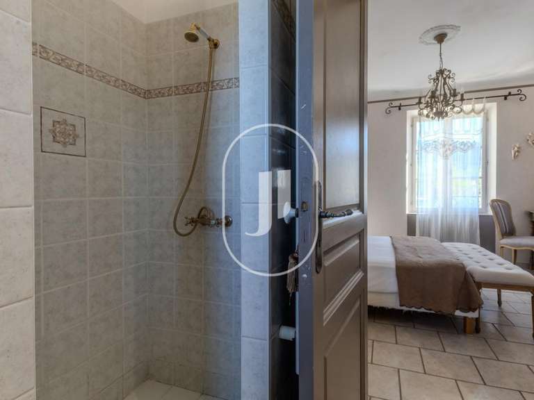 House Beaumont-du-Ventoux - 5 bedrooms - 203m²