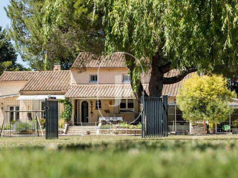 Maison Saint-Andiol - 5 chambres - 255m²