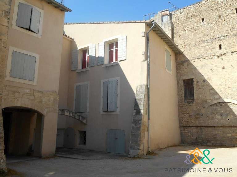 Maison Beaucaire - 341m²
