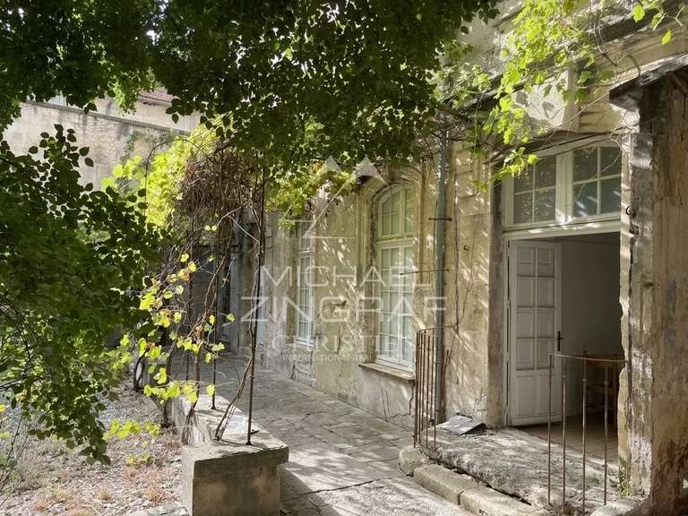 Maison Avignon - 2 chambres - 527m²