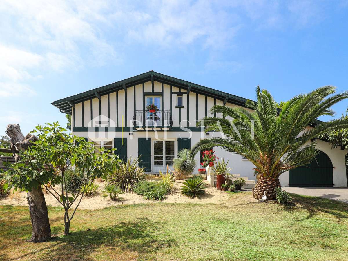 House Anglet
