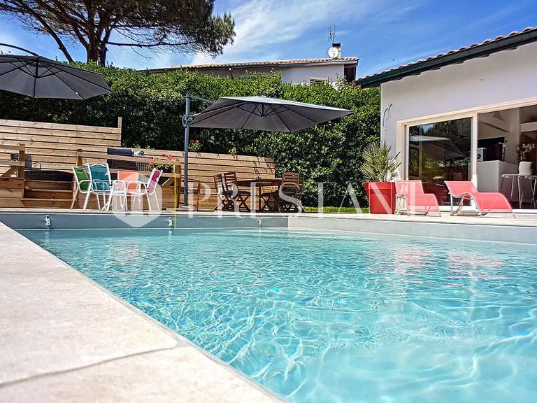 House Anglet - 4 bedrooms - 248m²
