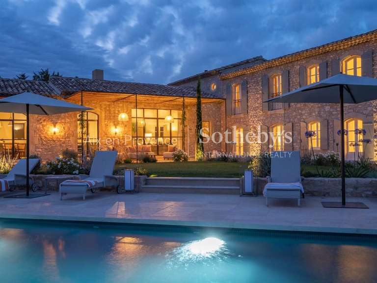 House Eygalières - 6 bedrooms - 338m²