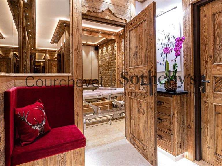 Chalet Courchevel - 6 bedrooms - 300m²
