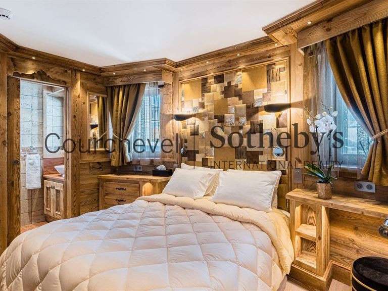 Chalet Courchevel - 6 bedrooms - 300m²