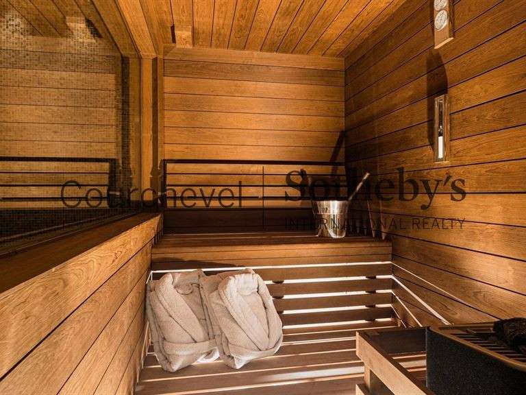 Chalet Courchevel - 6 bedrooms - 300m²