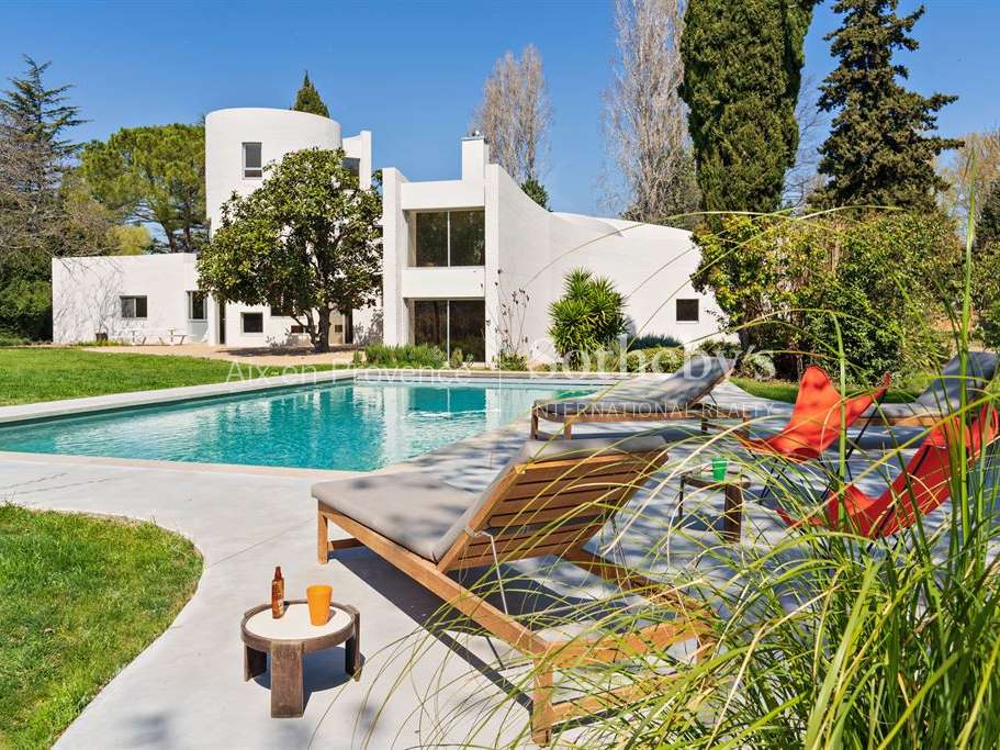House Arles