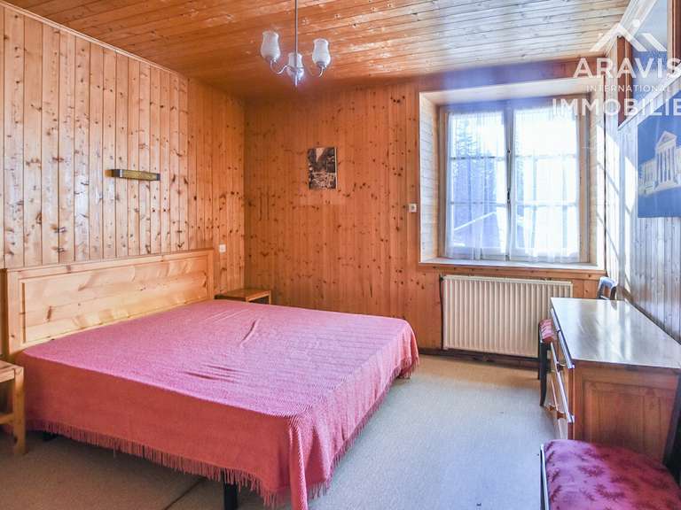 House Verchaix - 9 bedrooms - 400m²