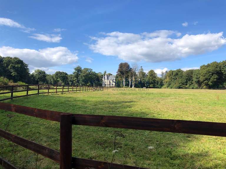 Castle Plaudren - 15 bedrooms - 900m²